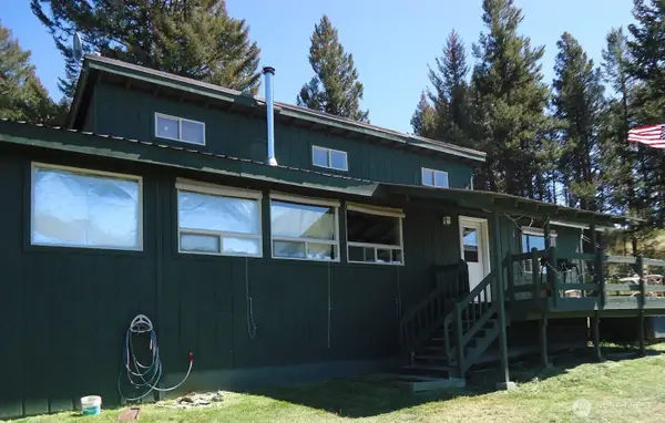 302 Davies Road, Oroville, WA 98844