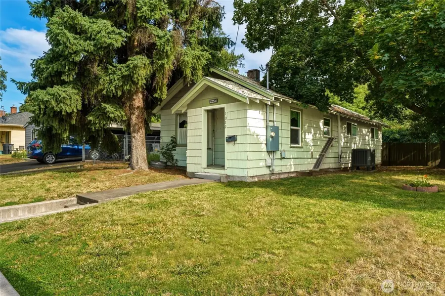1022 Hobson Street, Walla Walla, WA 99362 - #2
