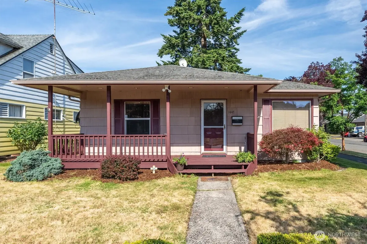 1447 9th Avenue, Longview, WA 98632 - #1