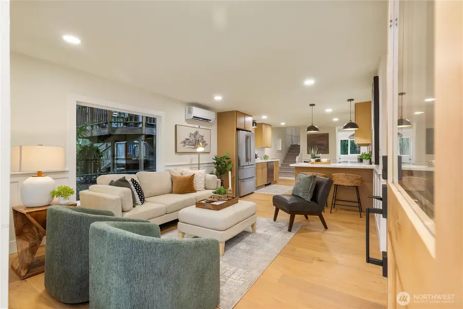 715 27th Avenue, Seattle, WA 98122 - #2