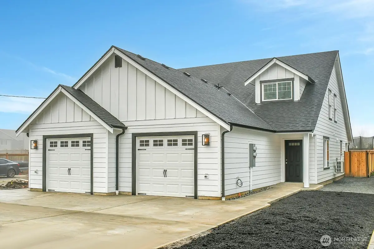 3712 NE 127 Junction #B, Lake Stevens, WA 98258 - #1