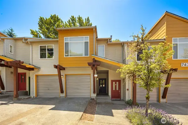 7430 Newcastle Golf Club Road #8D, Newcastle, WA 98059