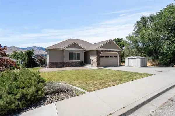 1541 N Anne Avenue, East Wenatchee, WA 98802