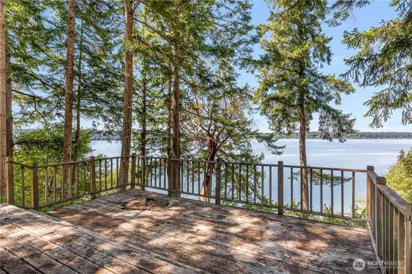 922 W Herron Boulevard Nw, Lakebay, WA 98349