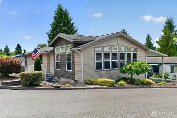 1427 100th Street Sw #129, Everett, WA 98204