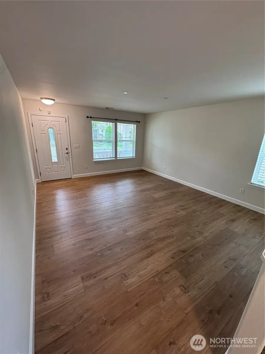 3155 Walker Rd, Dupont, WA 98327 - #3