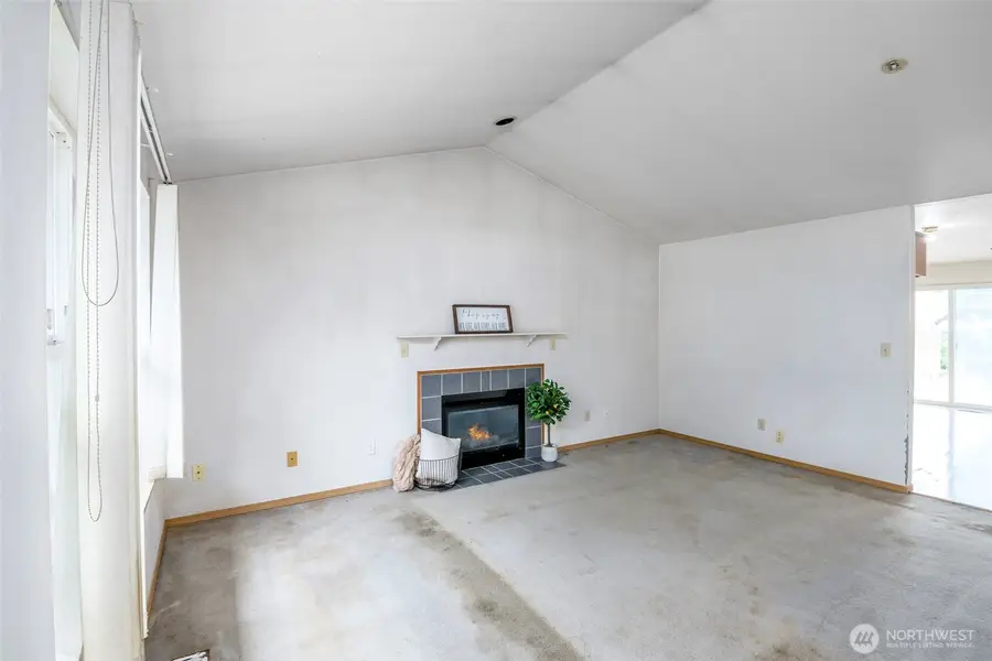 1418 E 59th Street, Tacoma, WA 98404 - #3