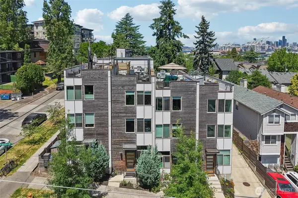 2852 SW Nevada Street, Seattle, WA 98126