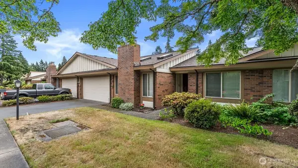 15964 NE 15th Street #A10, Bellevue, WA 98008