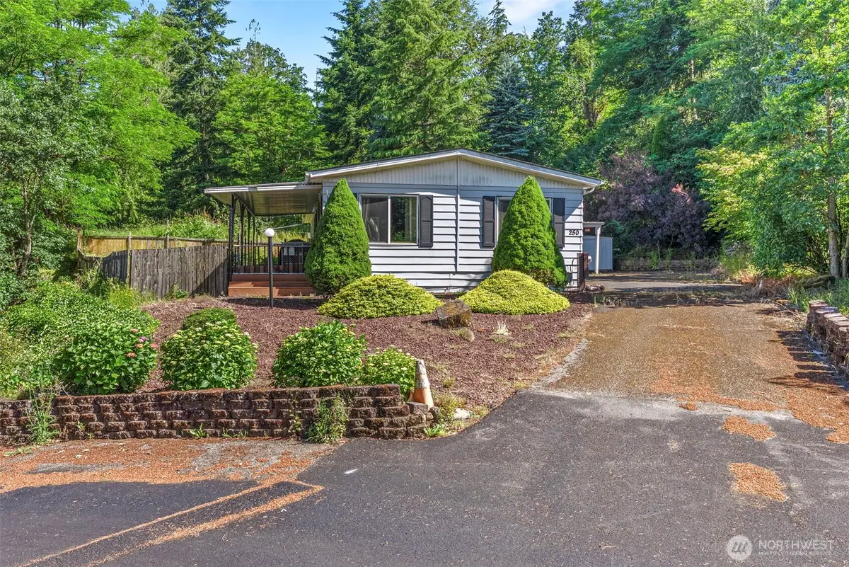 250 Holly Boulevard, Kalama, WA 98625 - #1