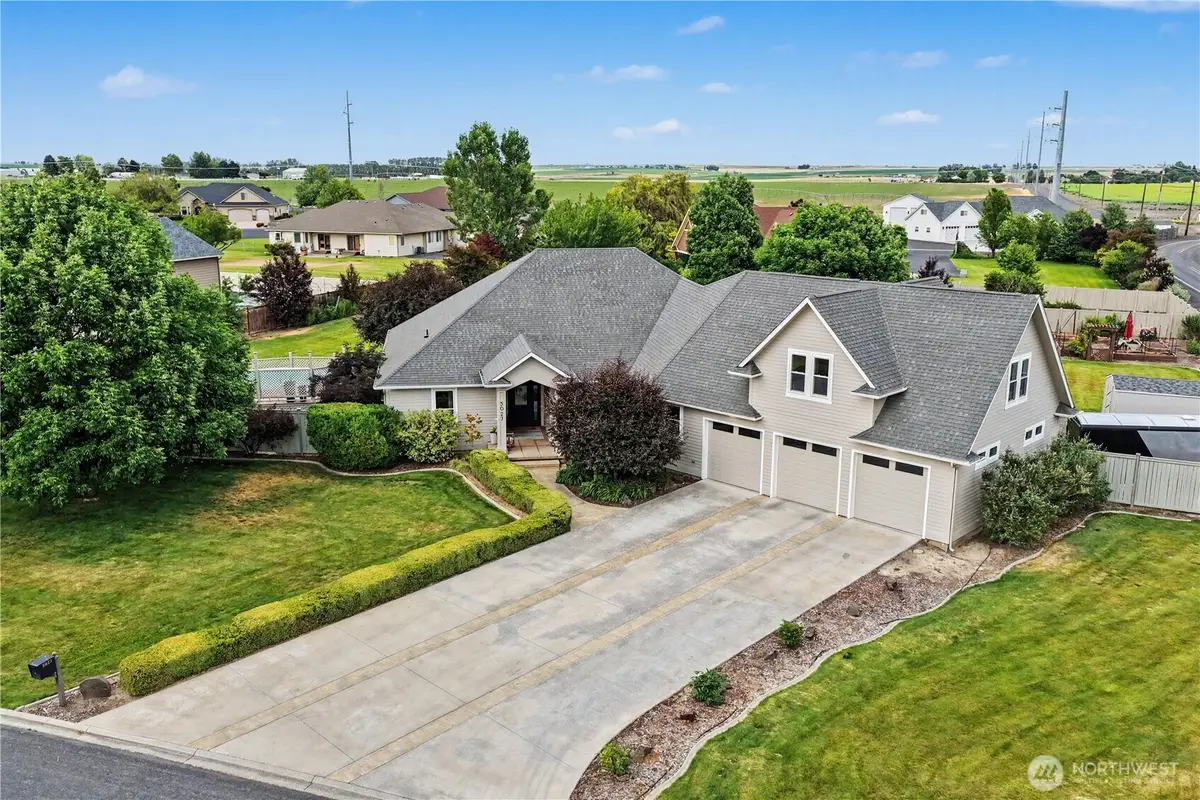 5027 Rd. K.8 Ne, Moses Lake, WA 98837 - #1