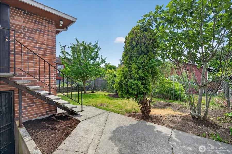 2715 22nd Avenue S, Seattle, WA 98144 - #3