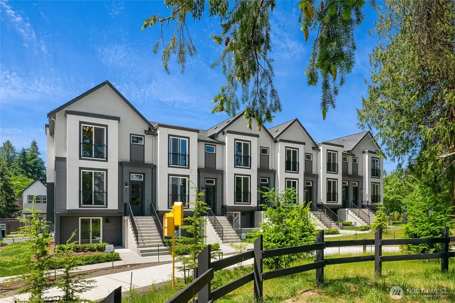 417 Parkside Walk, Sammamish, WA 98074 - #2