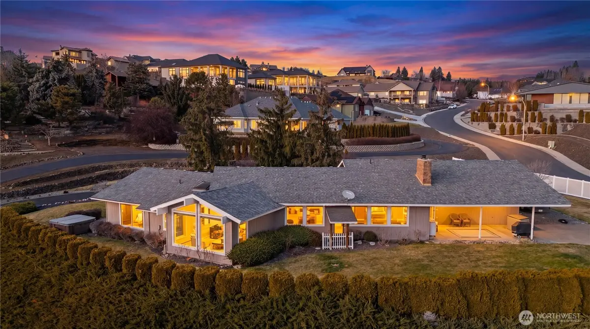 7407 Englewood Avenue, Yakima, WA 98908 - #1