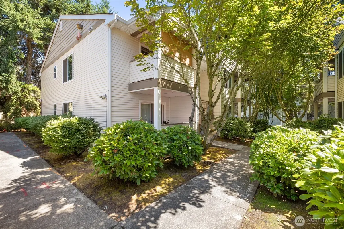 19726 50th W #201, Lynnwood, WA 98036 - #1