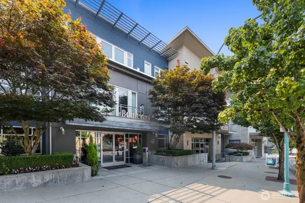 375 Kirkland Avenue #329, Kirkland, WA 98033