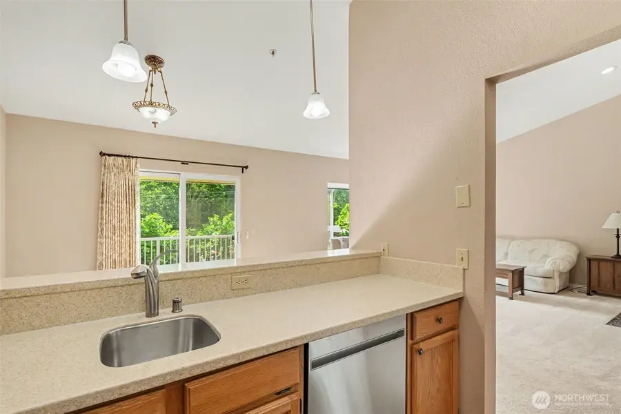 202 Mountain Park Boulevard #B303, Issaquah, WA 98027 - #2