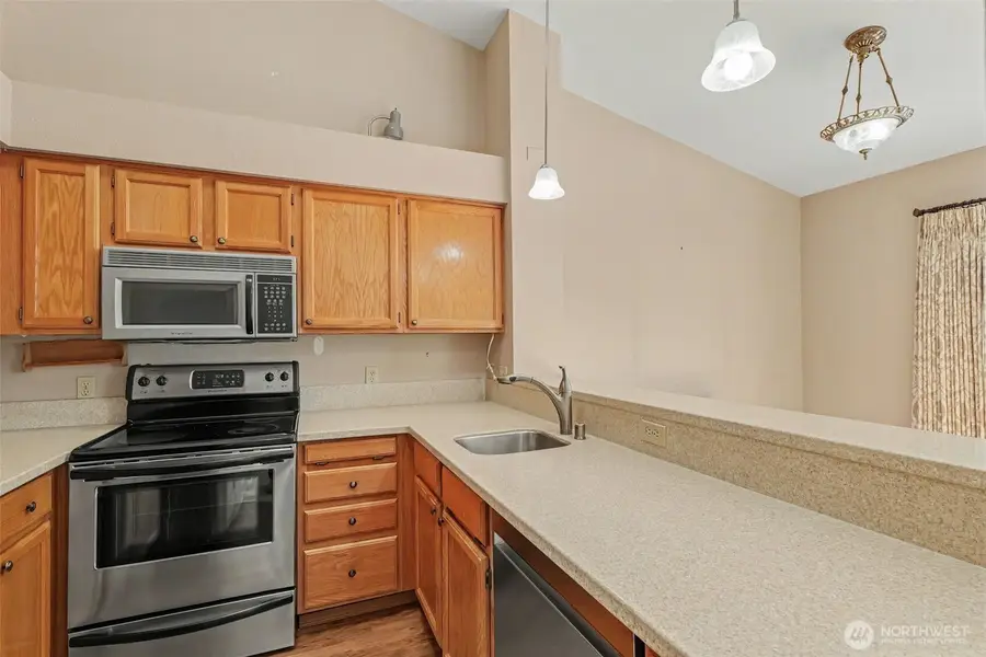 202 Mountain Park Boulevard #B303, Issaquah, WA 98027 - #3