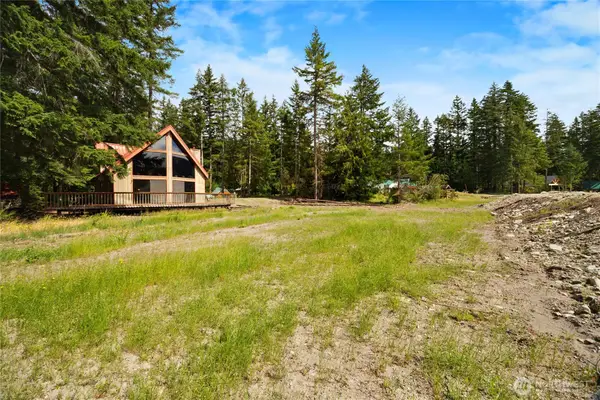 102 Maple Place, Packwood, WA 98361