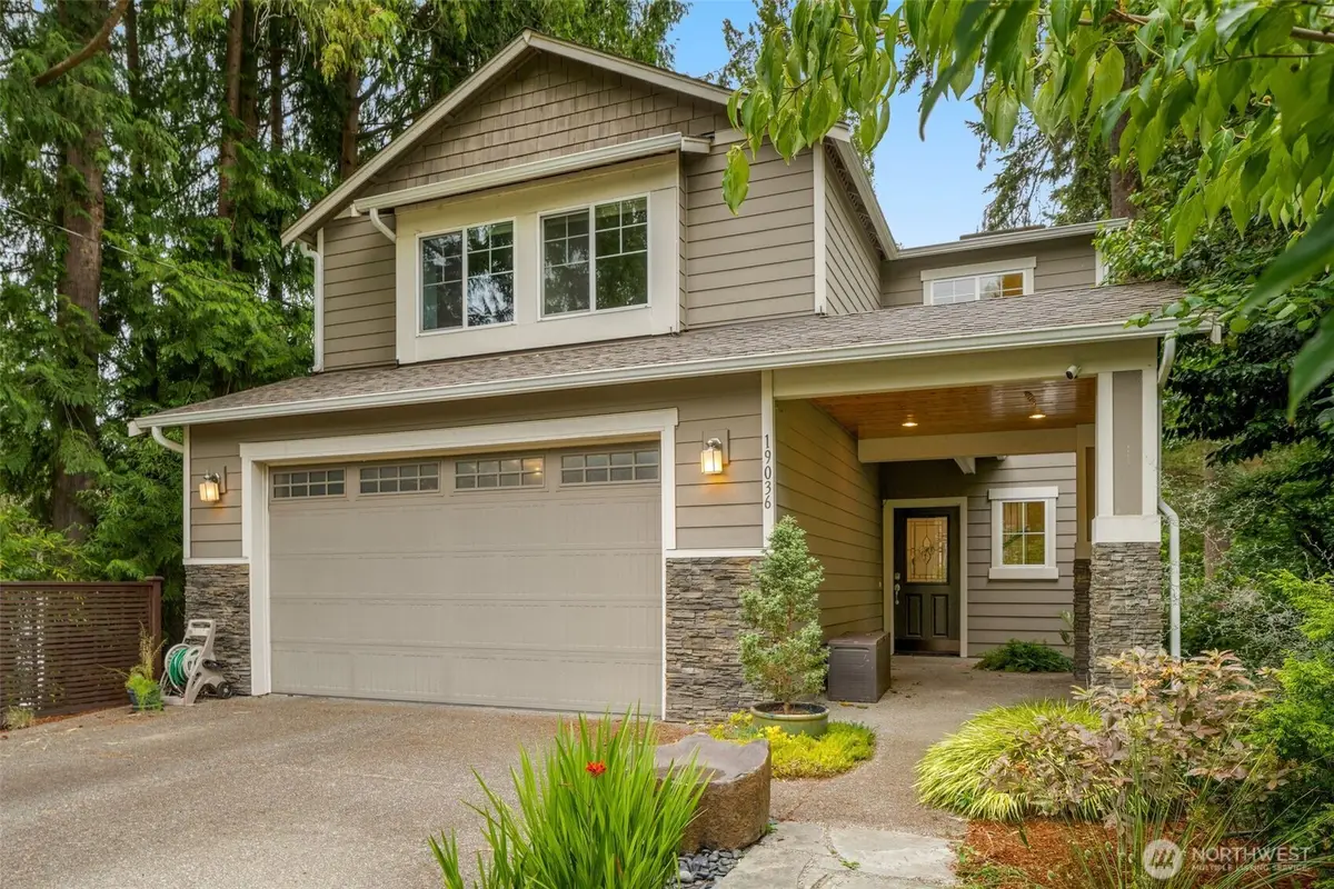 19036 18th Avenue Ne, Shoreline, WA 98155 - #1