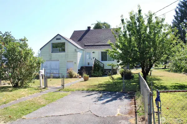 1734 Snyder Avenue, Bremerton, WA 98312