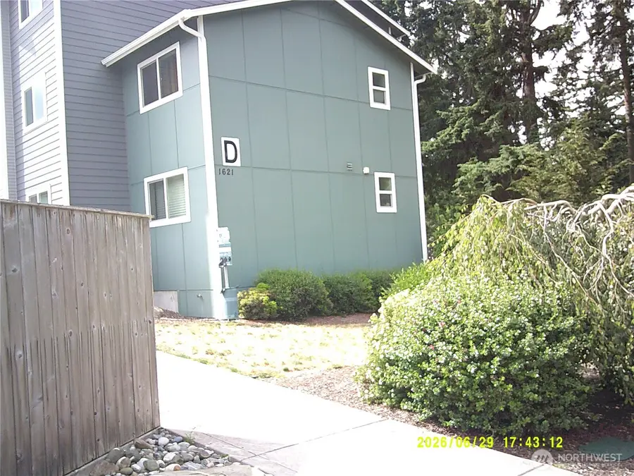 1621 SW Mulberry Place #D303, Oak Harbor, WA 98277 - #3