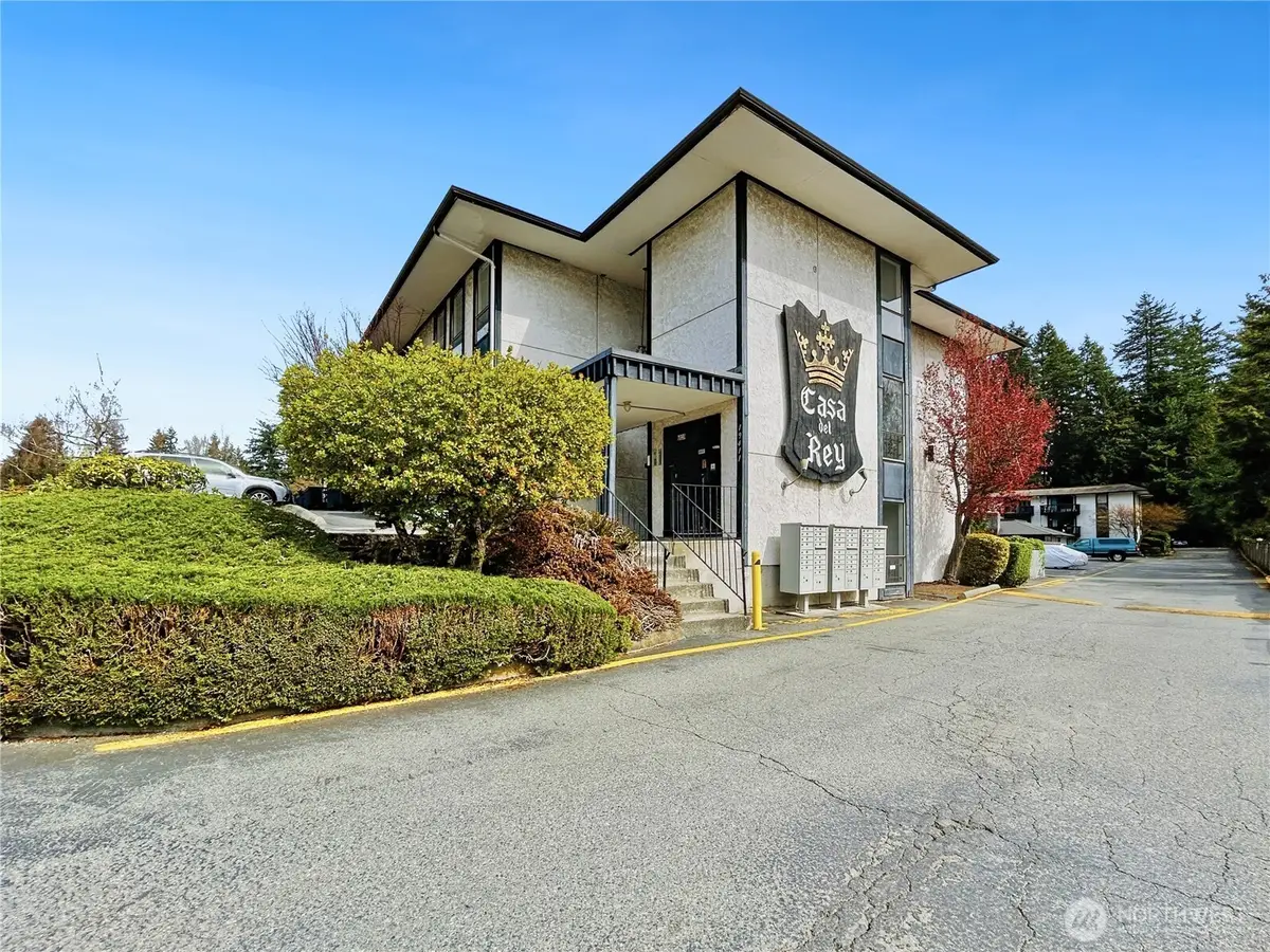 19411 56th Avenue W #220, Lynnwood, WA 98036 - #1