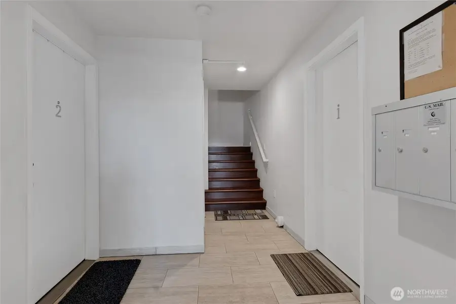 417 23rd Avenue, Seattle, WA 98122 - #3