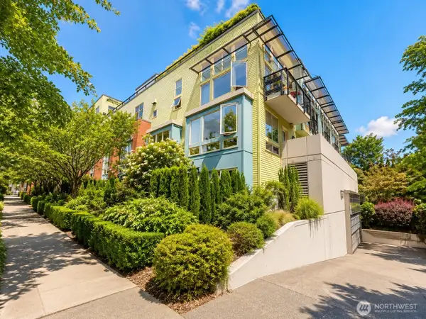 4422 Bagley Avenue N #204, Seattle, WA 98103