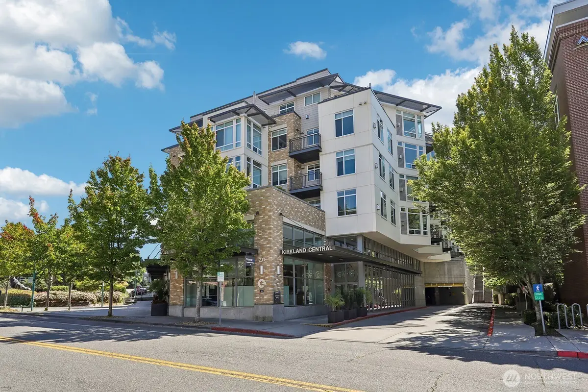 211 Kirkland Avenue #206, Kirkland, WA 98033 - #1
