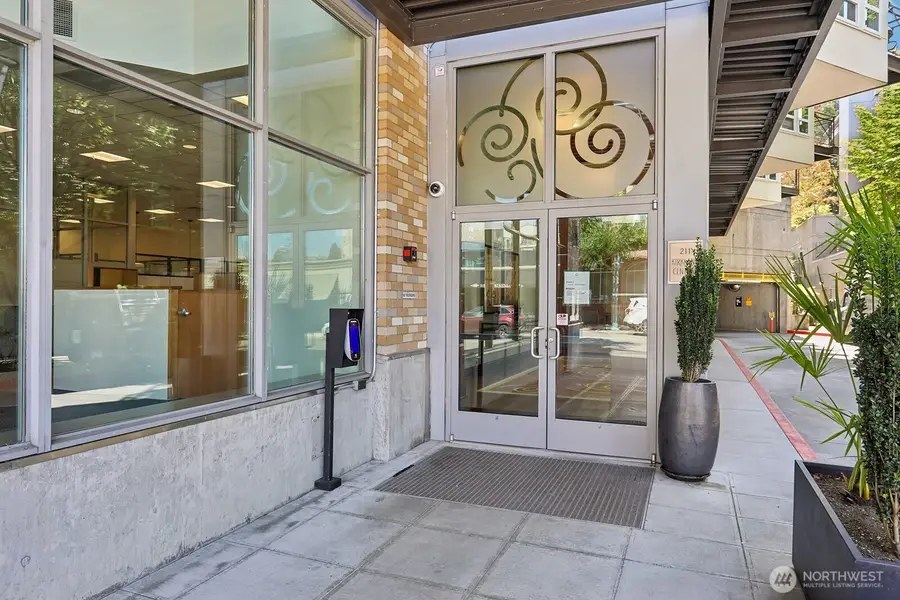 211 Kirkland Avenue #206, Kirkland, WA 98033 - #2