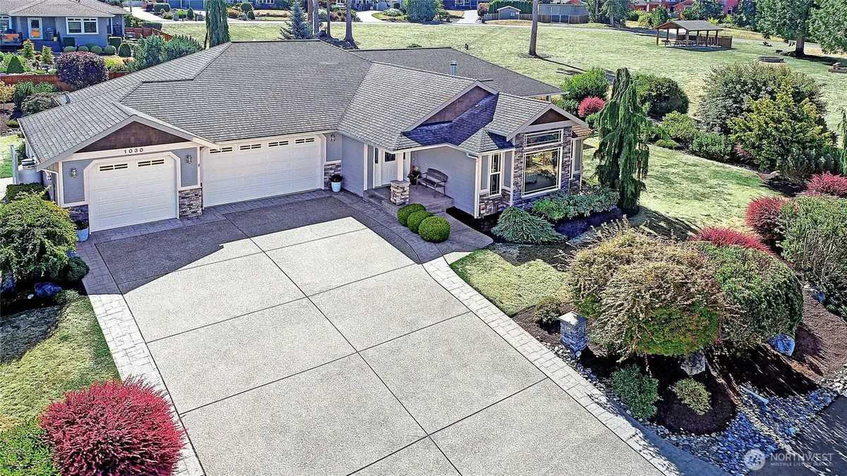 1030 Kingswood Drive, Camano Island, WA 98282 - #1