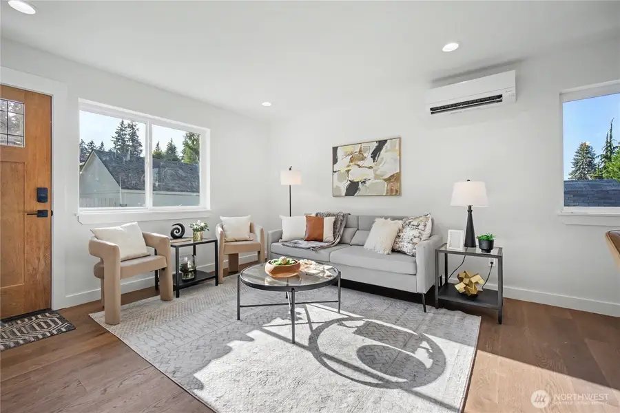 5610 Rockefeller Avenue #3, Everett, WA 98203 - #2