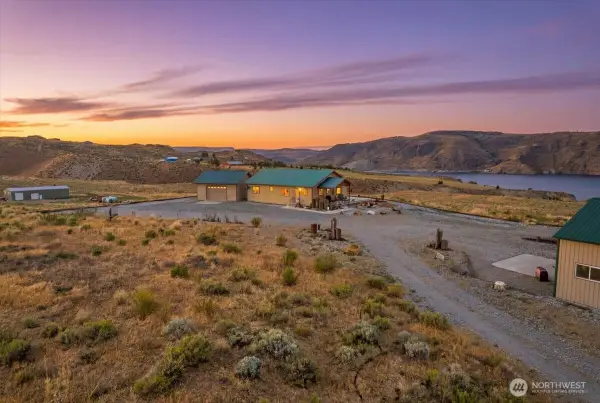 44495 Sr 174 N, Grand Coulee, WA 99133