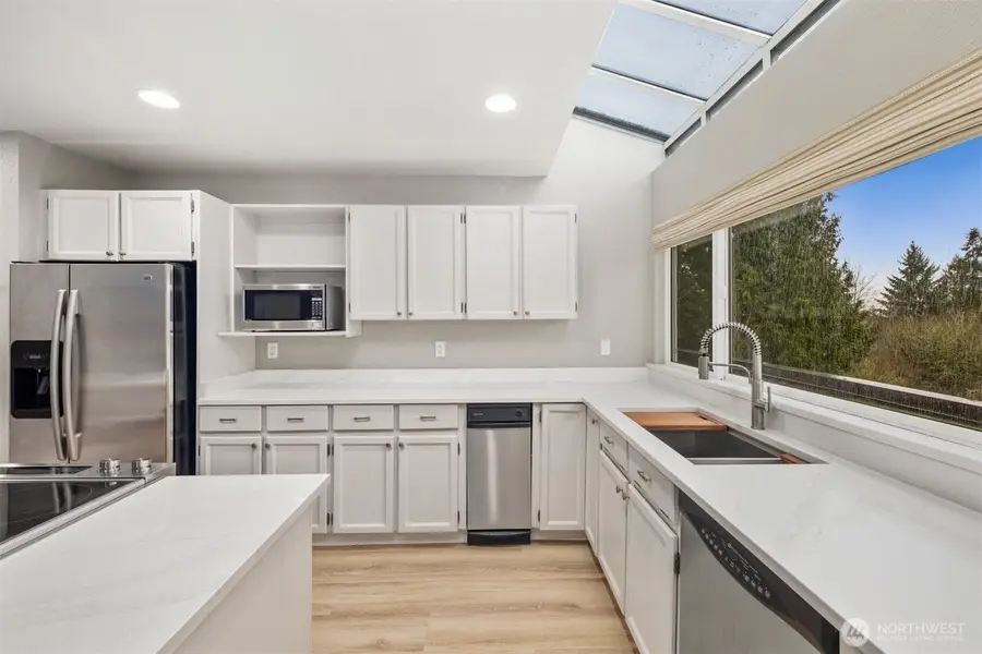 6021 158th Place Ne, Redmond, WA 98052 - #3