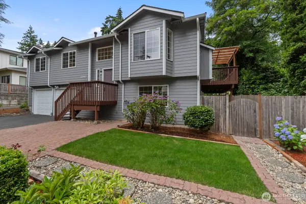 12057 20th Avenue Ne, Seattle, WA 98125