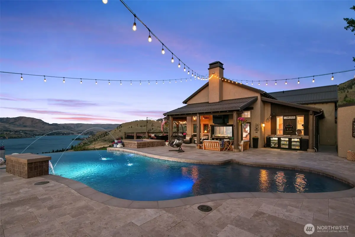 340 Hawks Meadow Road, Chelan, WA 98816 - #1