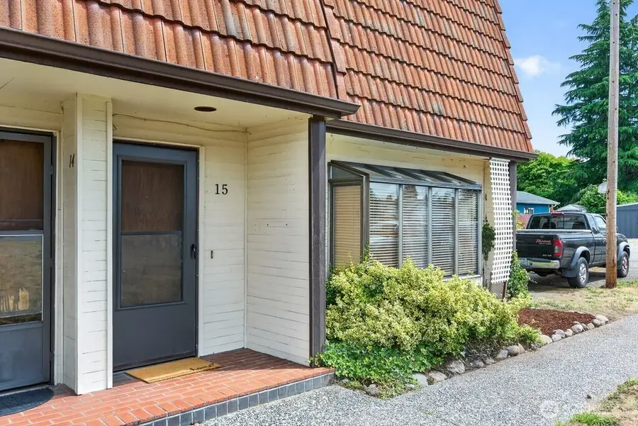1012 Columbia Ave #15, Marysville, WA 98270 - #2