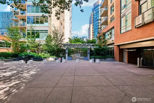 910 Lenora Street #S307, Seattle, WA 98121