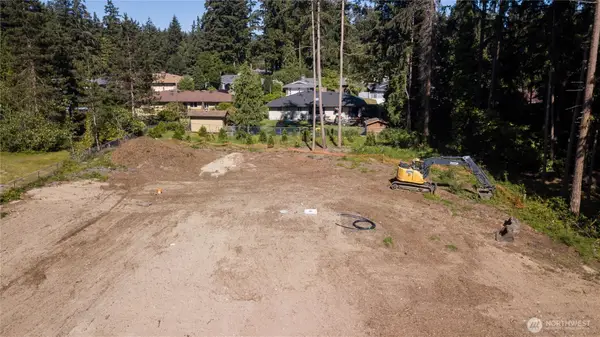 14434 156th Avenue Se #3, Renton, WA 98059