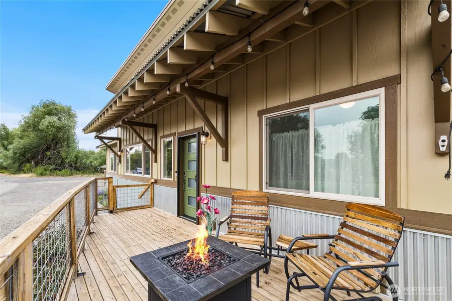 308 W 1st Avenue, Kittitas, WA 98934 - #2