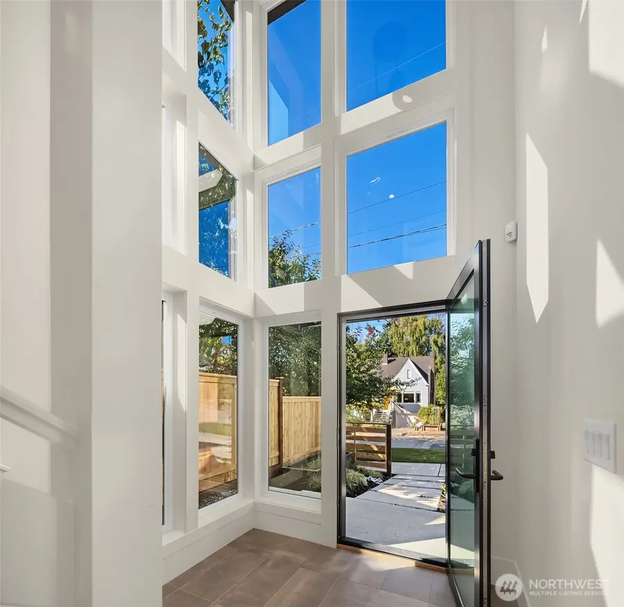 7342 20th Avenue Nw, Seattle, WA 98117 - #2