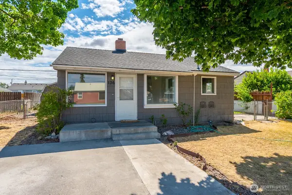 136 NE F Street, Ephrata, WA 98823