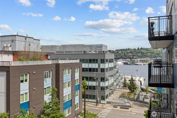 701 Galer Street #505, Seattle, WA 98109