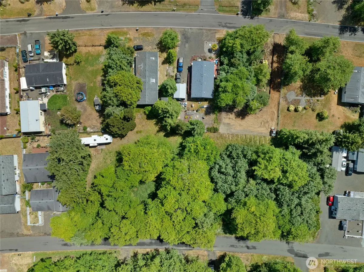 576 Chenois Avenue Ne, Ocean Shores, WA 98569 - #1