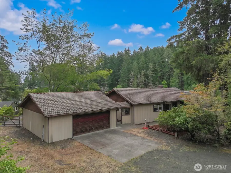 5470 E Grapeview Loop Road, Allyn, WA 98524 - #2