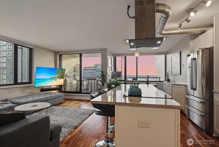2100 3rd Avenue #2601, Seattle, WA 98121 - #2