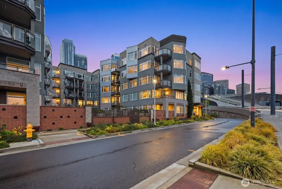 1900 Alaskan Way #316, Seattle, WA 98101 - #3