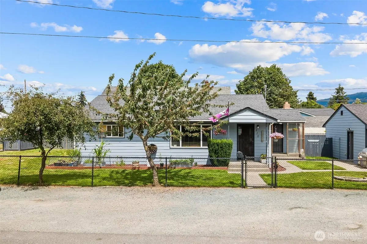410 Pacific Street, Sedro Woolley, WA 98284 - #1