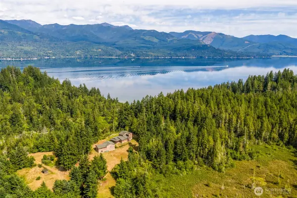 21825 Open Range Drive Nw, Seabeck, WA 98380